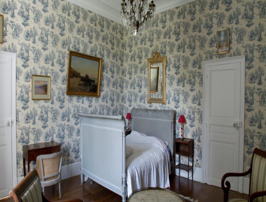 Chateau De Villars Villeneuve-sur-Allier Zimmer foto