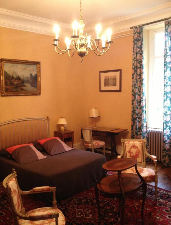 Chateau De Villars Villeneuve-sur-Allier Zimmer foto